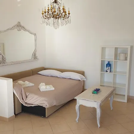Vakantiehuis Dream House - Sea View&garden - Pool - Private Box