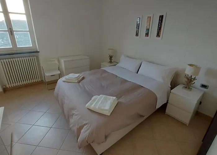 Dream House - Sea View & Garden - Pool - Private Box * פינאלה ליגורה