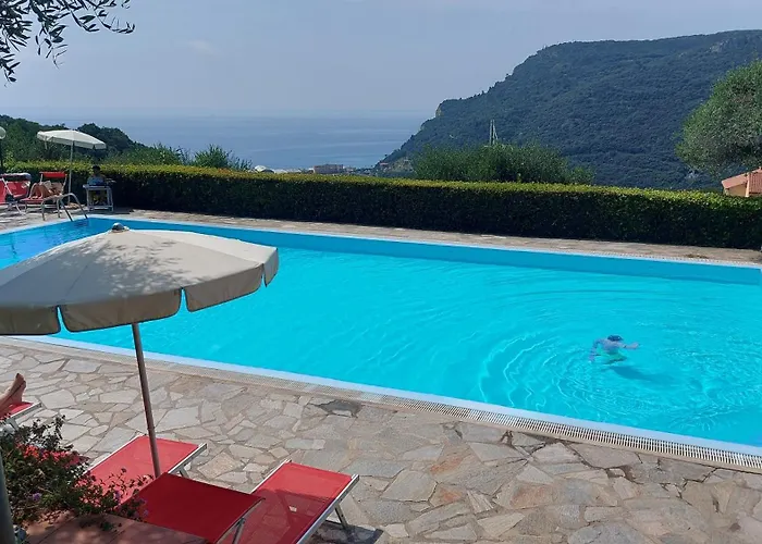 Dream House - Sea View & Garden - Pool - Private Box Finale Ligure